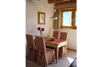 Svizzera Privát Sagogn, Esterno